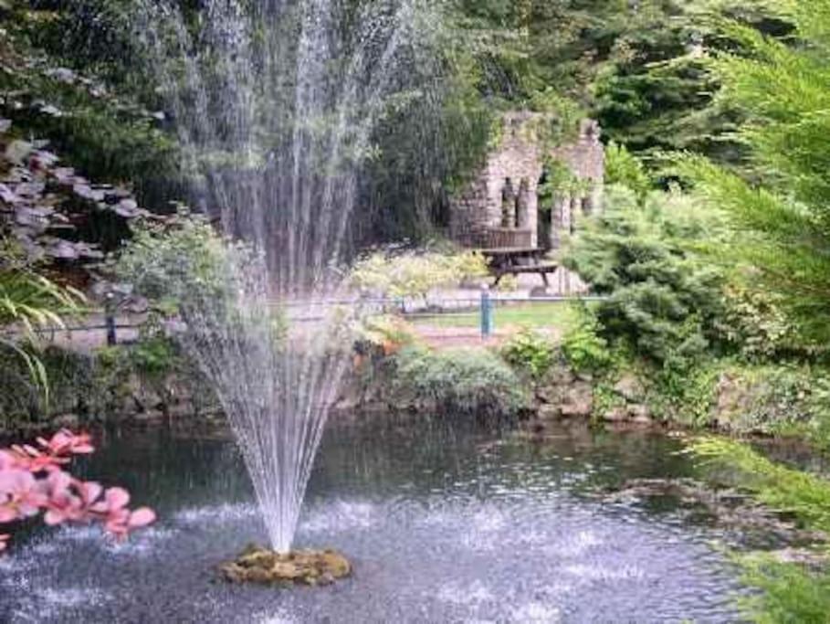 מטלוק Birds Nest, Romantic Getaway With Stunning Views מראה חיצוני תמונה